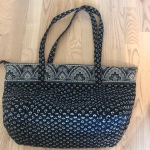 Vera Bradley travel bag
